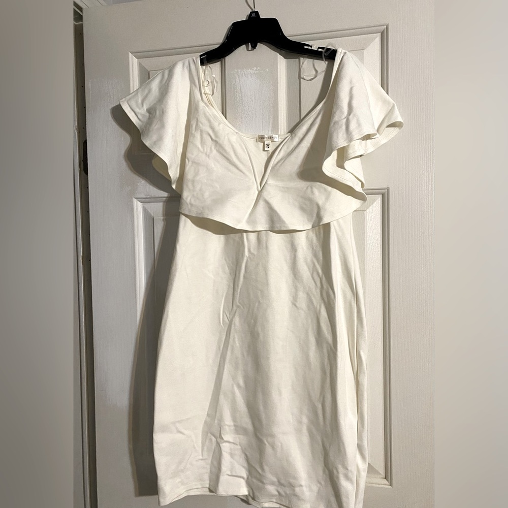 Off the Shoulder 1X White Dress